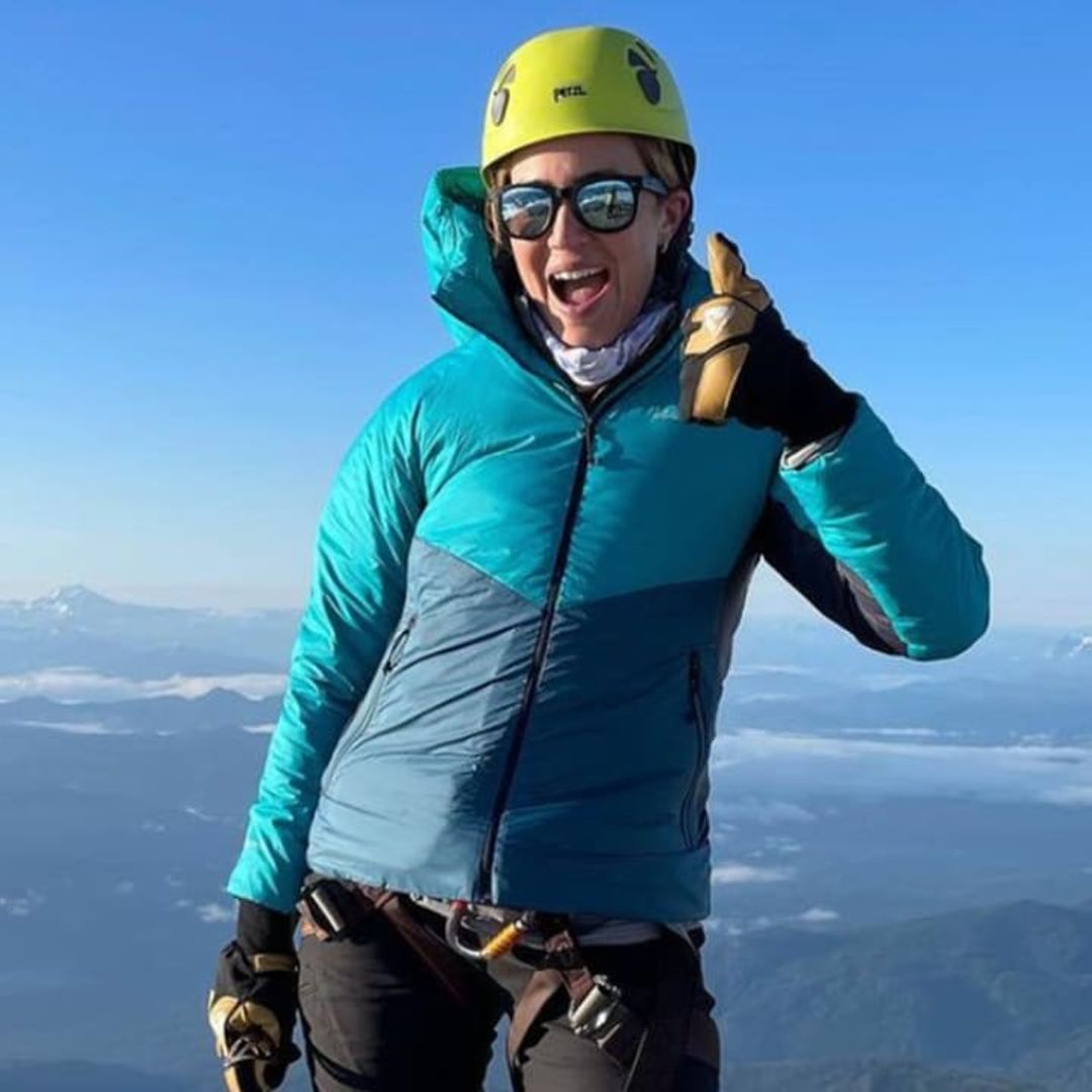 Mandy Moore pumps breastmilk while climbing glacier-covered mountain