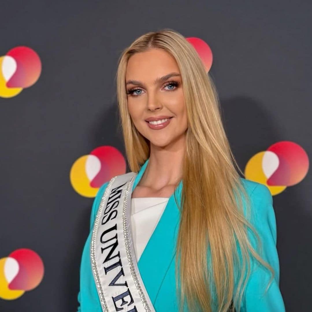 Miss Universe Estonia turns herself into a real-life Barbie (packaging included) to fly to Thailand