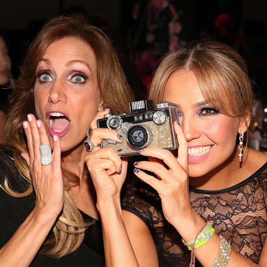 Lili Estefan, her daughter and Thalia take over the internet to the beat of ‘La Macarena’