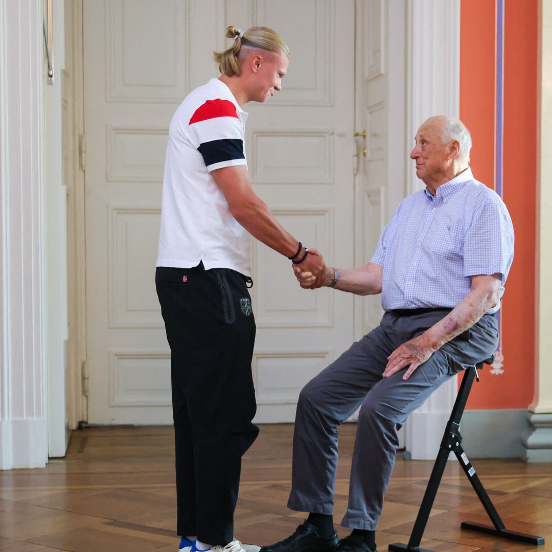 Erling Haaland’s emotional farewell to King Harald V: “It was an honor to meet you"