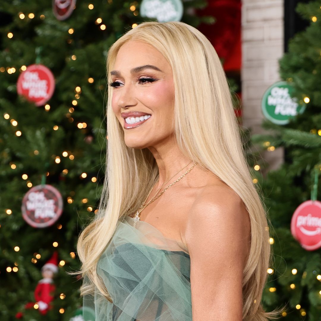Gwen Stefani brought holiday magic to the ‘Oh. What. Fun.’ premiere and we’re still obsessed