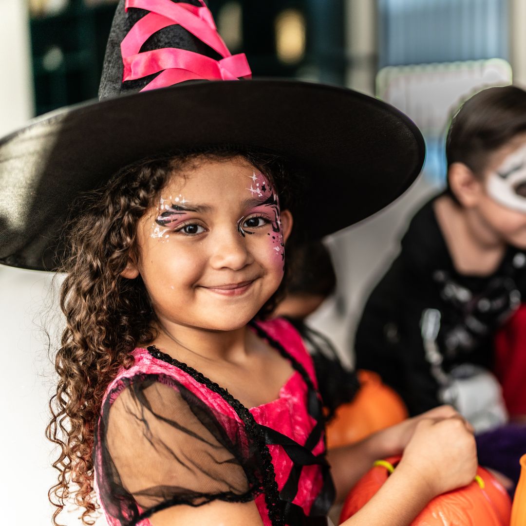 6 zero-sugar and tooth-friendly Halloween candy swaps kids will actually love