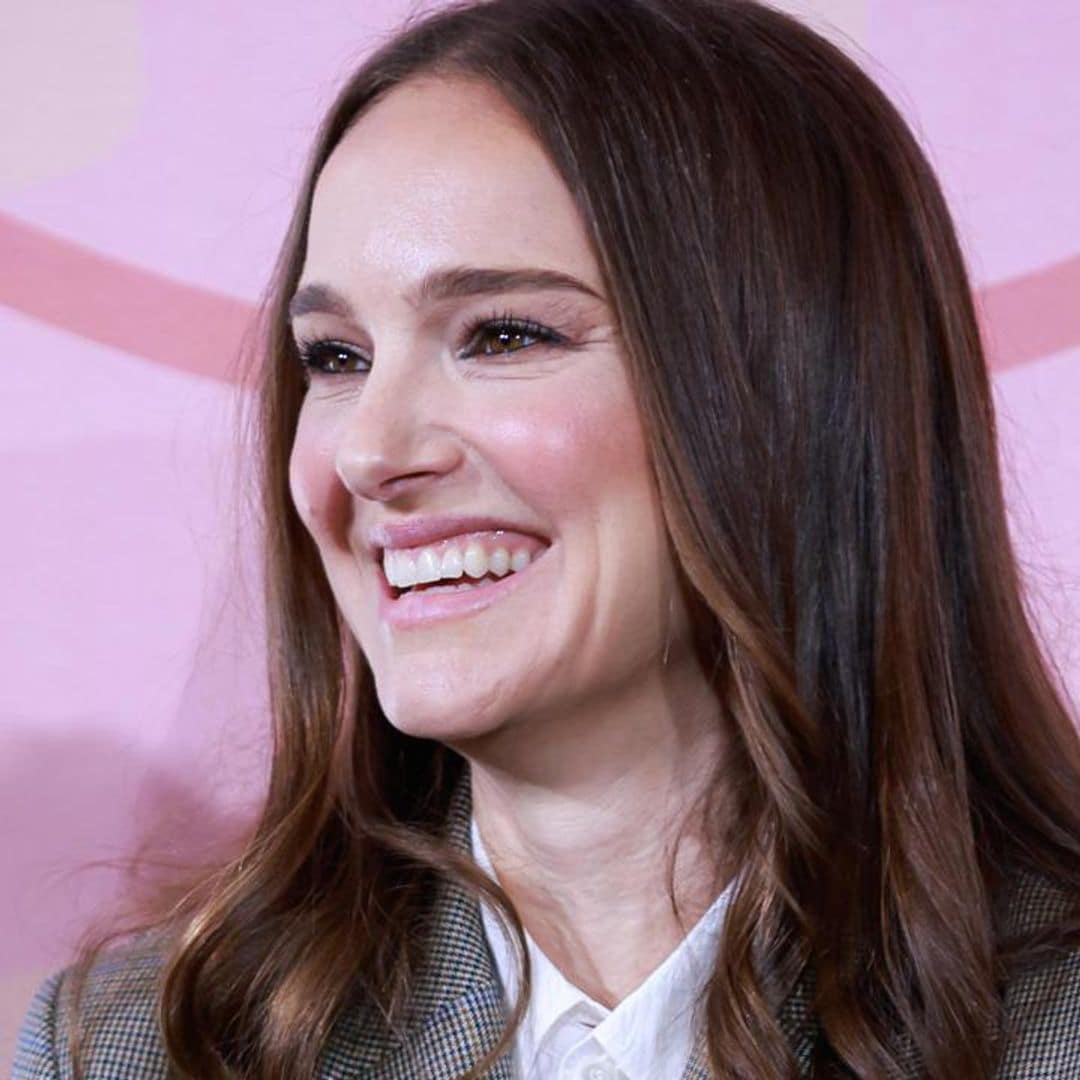 Natalie Portman is all smiles with no wedding ring during special appearance at gender equality panel