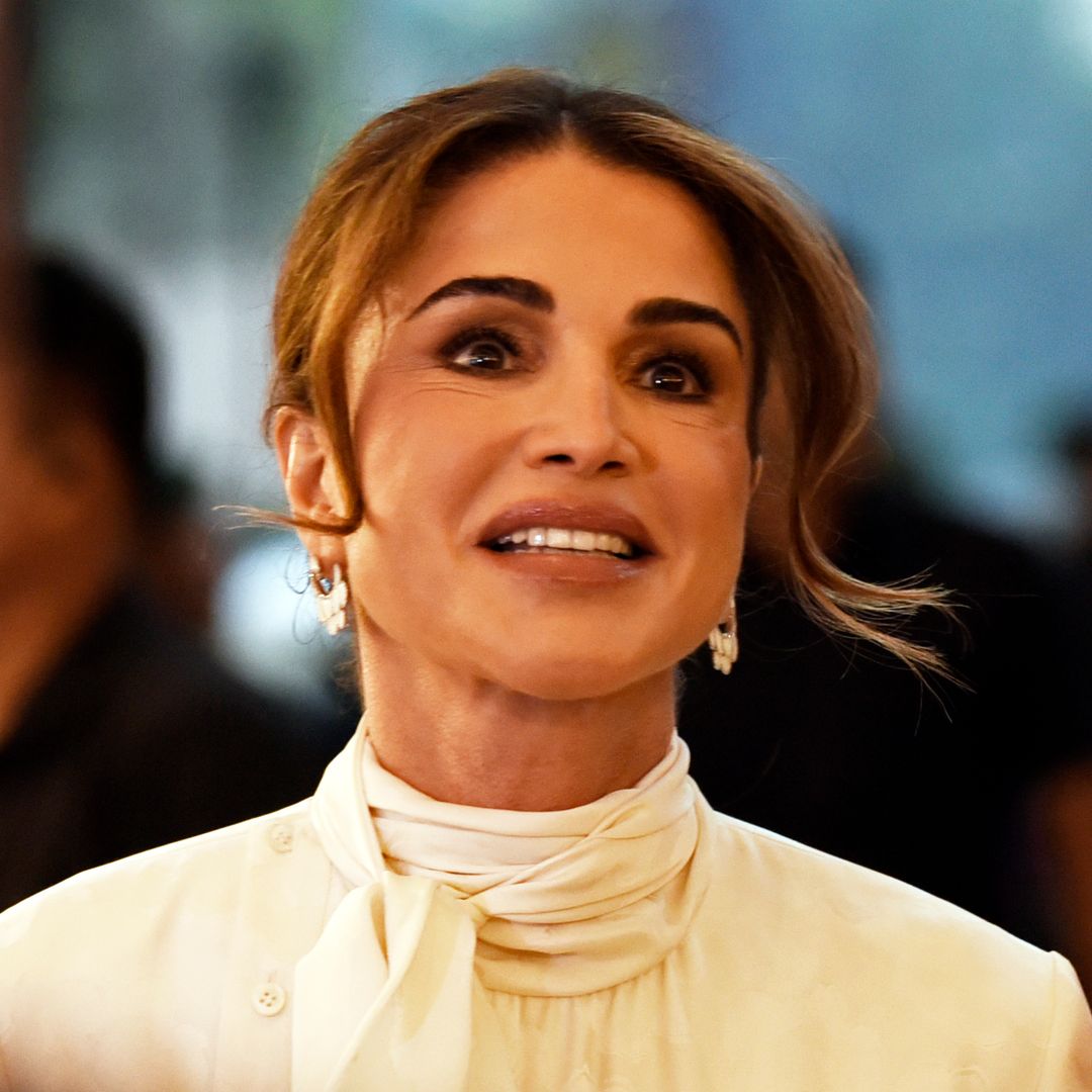 Queen Rania celebrates Crown Prince Hussein's 32nd birthday with a sweet family photo