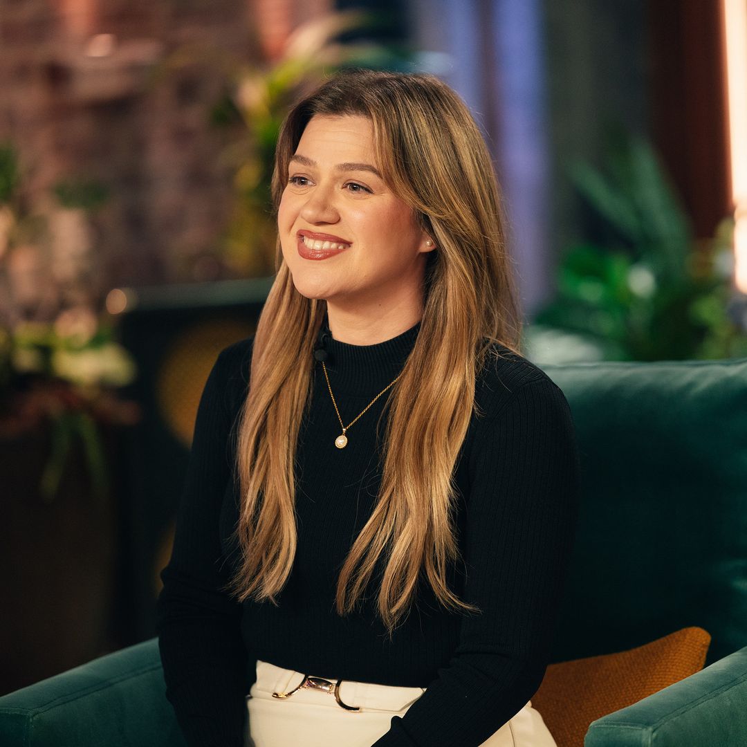 Kelly Clarkson and HR clash over appearance compliments —Here's what happened