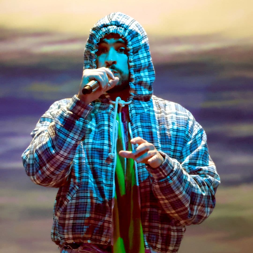 Bad Bunny touches a priceless artifact, and museum security steps in