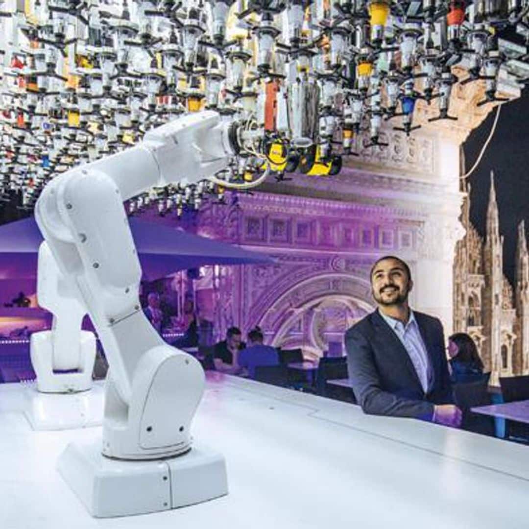 The future is now! The world’s first robot bartender is here to serve you delectable cocktails