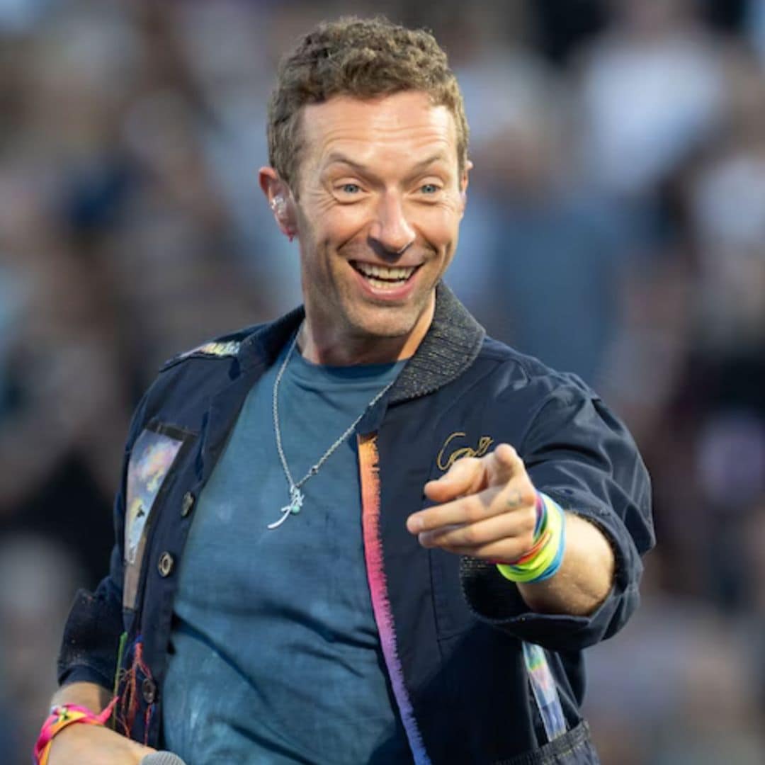 Chris Martin’s hilarious reaction to the couple caught having an “affair” at the Coldplay concert