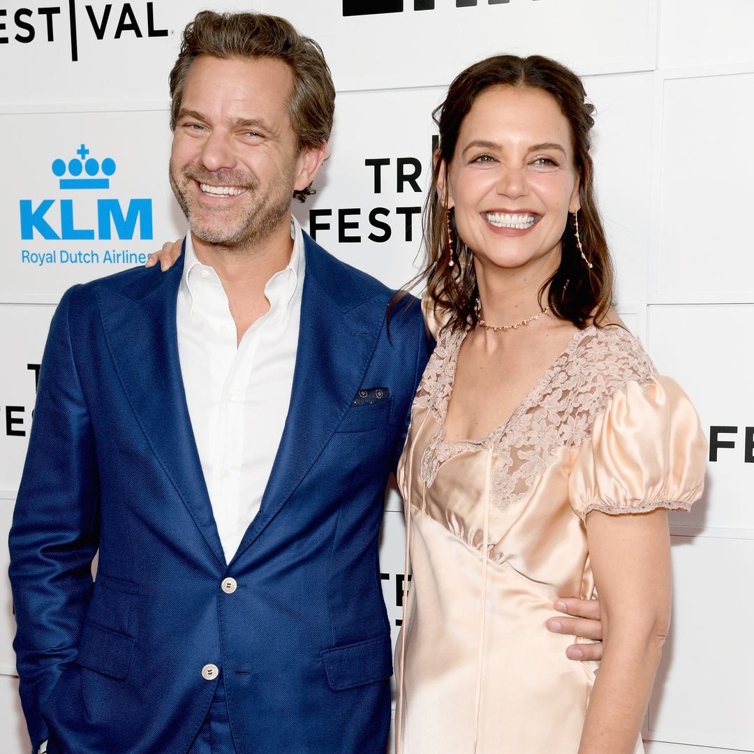 Katie Holmes and Joshua Jackson make their 'Happy Hours' debut — and what he said about her will get you