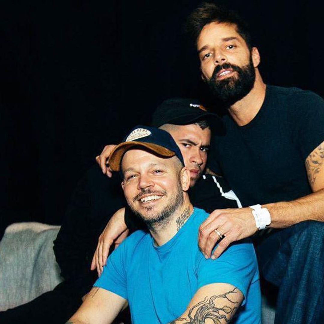 Ricky Martin gives a BTS look at the performance of his new song Cántalo