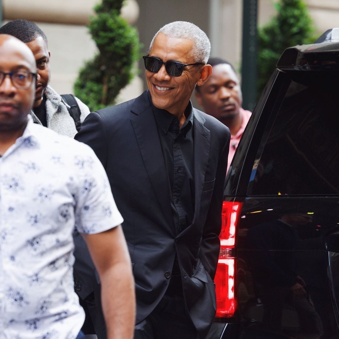 Barack Obama steps out with rarely seen sister Auma Obama [PHOTOS]