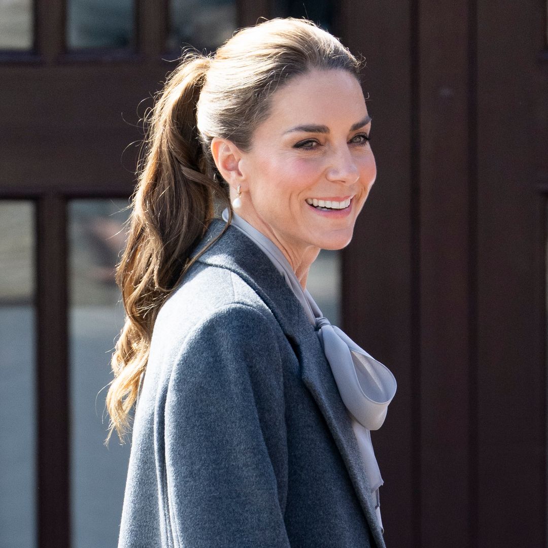 Kate Middleton’s gray and burgundy formula is Fall perfection