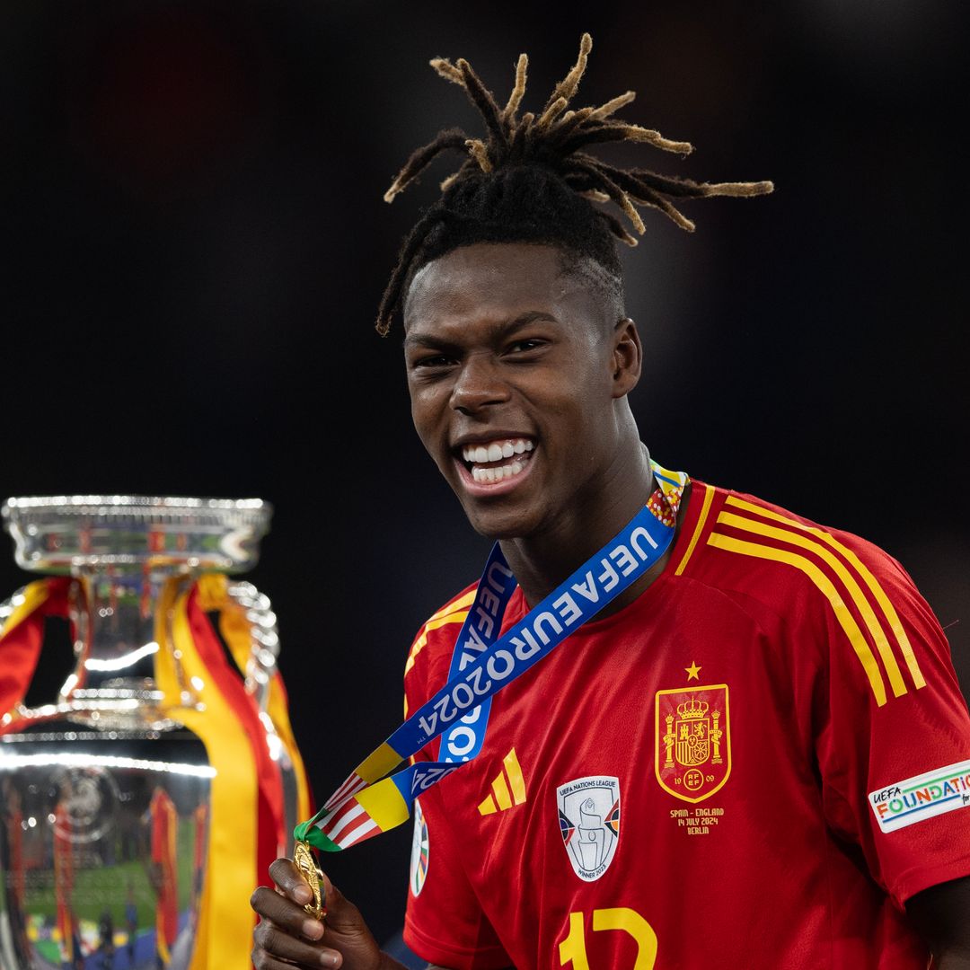 Nico Williams honors his mom with World Cup medal after family's unimaginable journey to Spain