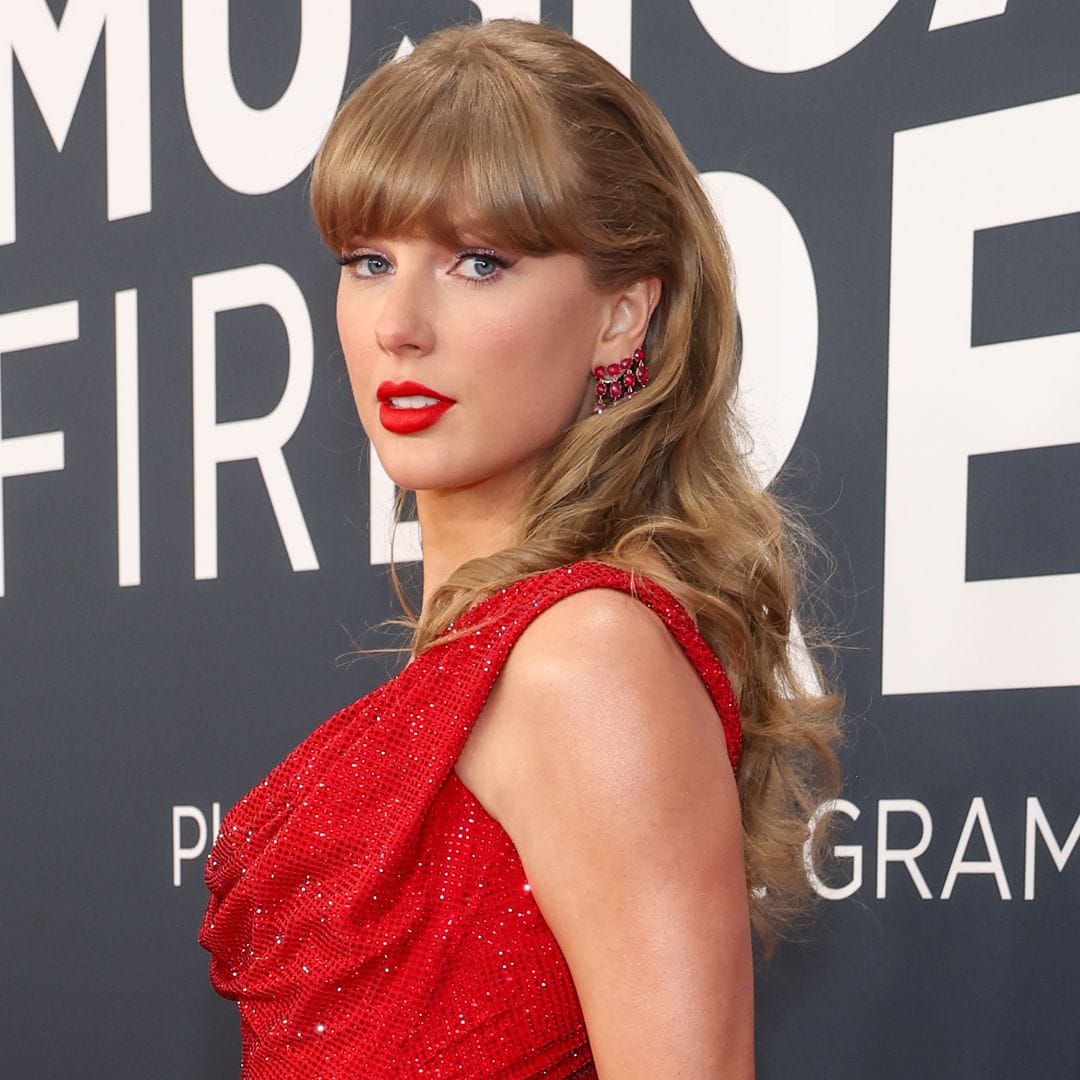 Taylor Swift’s red lipstick: What shade does she wear?