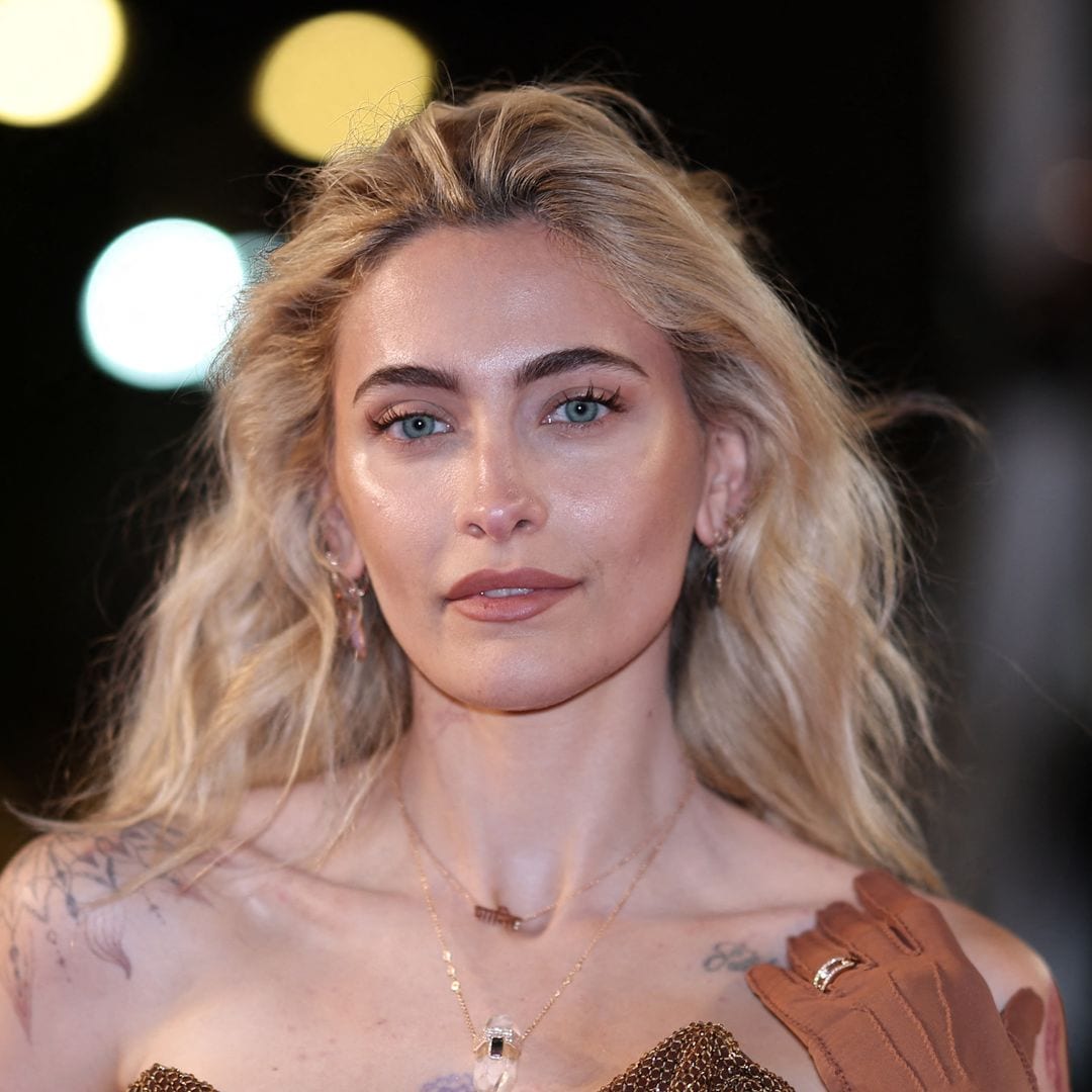 Paris Jackson finds joy with friends after tough breakup