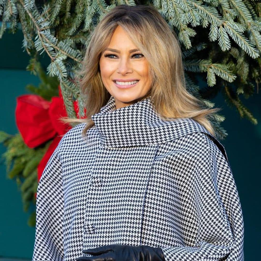 Melania Trump looks fab receiving the White House Christmas tree