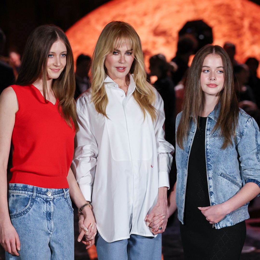 Nicole Kidman’s daughters stand by her in Paris outing after Keith Urban divorce filing