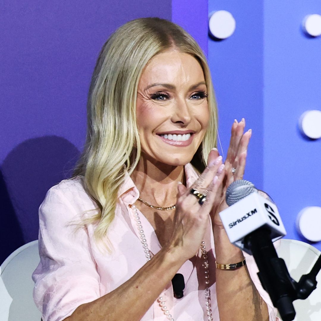 Kelly Ripa gets emotional as son Michael surprises her on her 25th anniversary at ‘Live!’