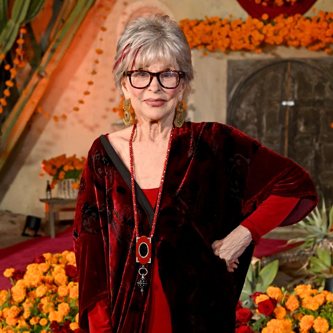 Rita Moreno, 95, tells young Latinos not to let anyone dictate their dreams in hilarious speech