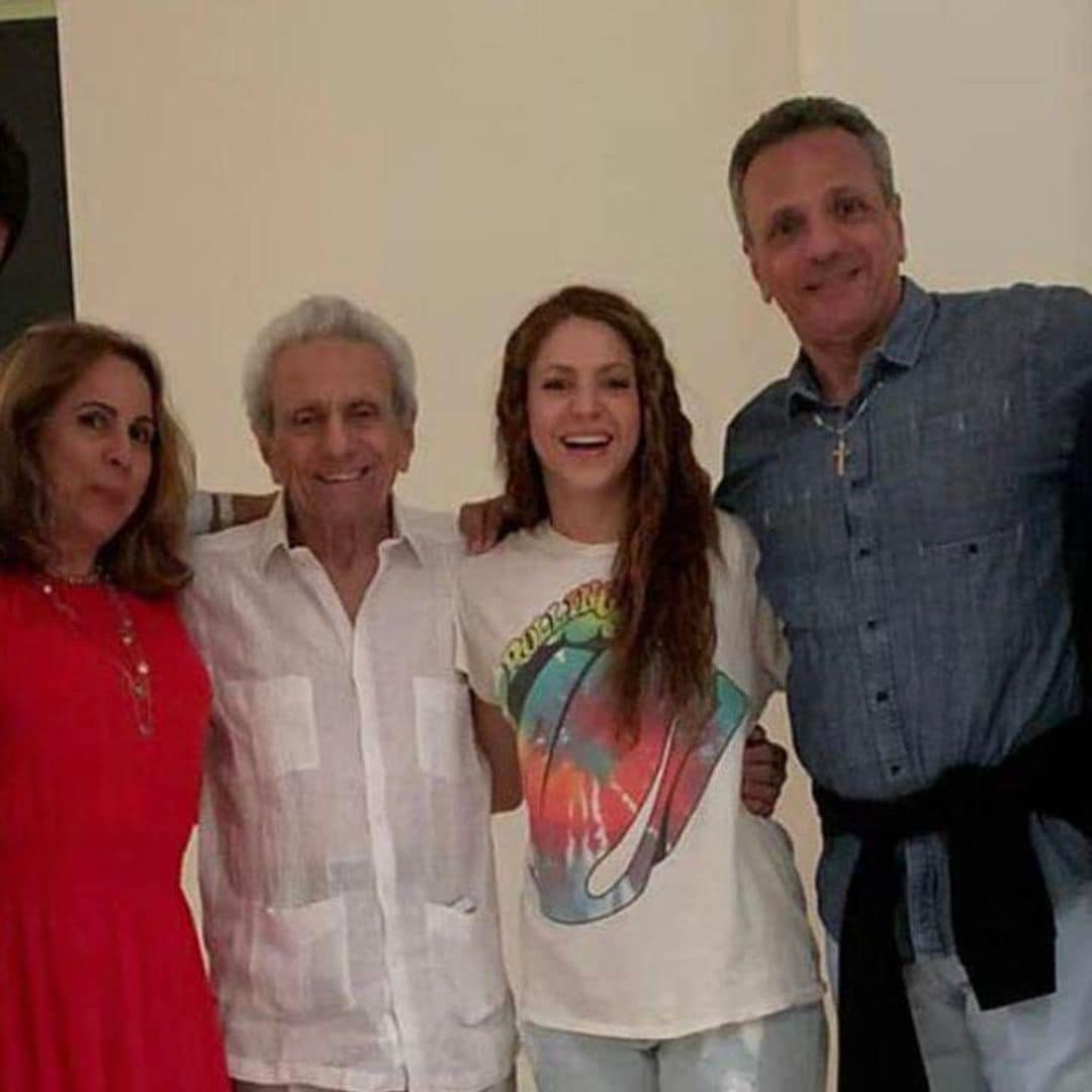 Who are Shakira’s family members?