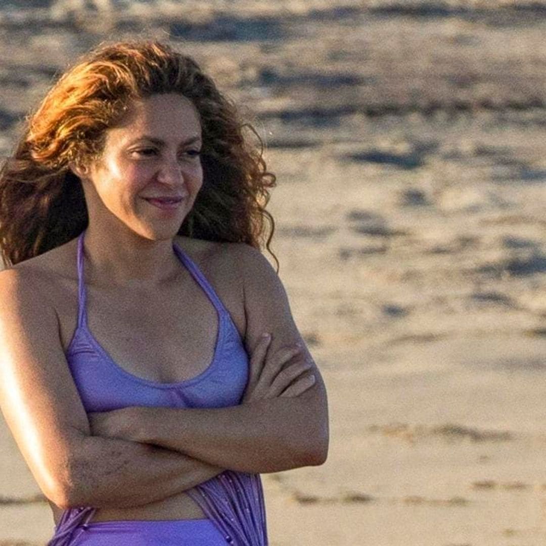 Shakira looks stunning smiling on the beach in Mexico with her and Gerard Pique’s children