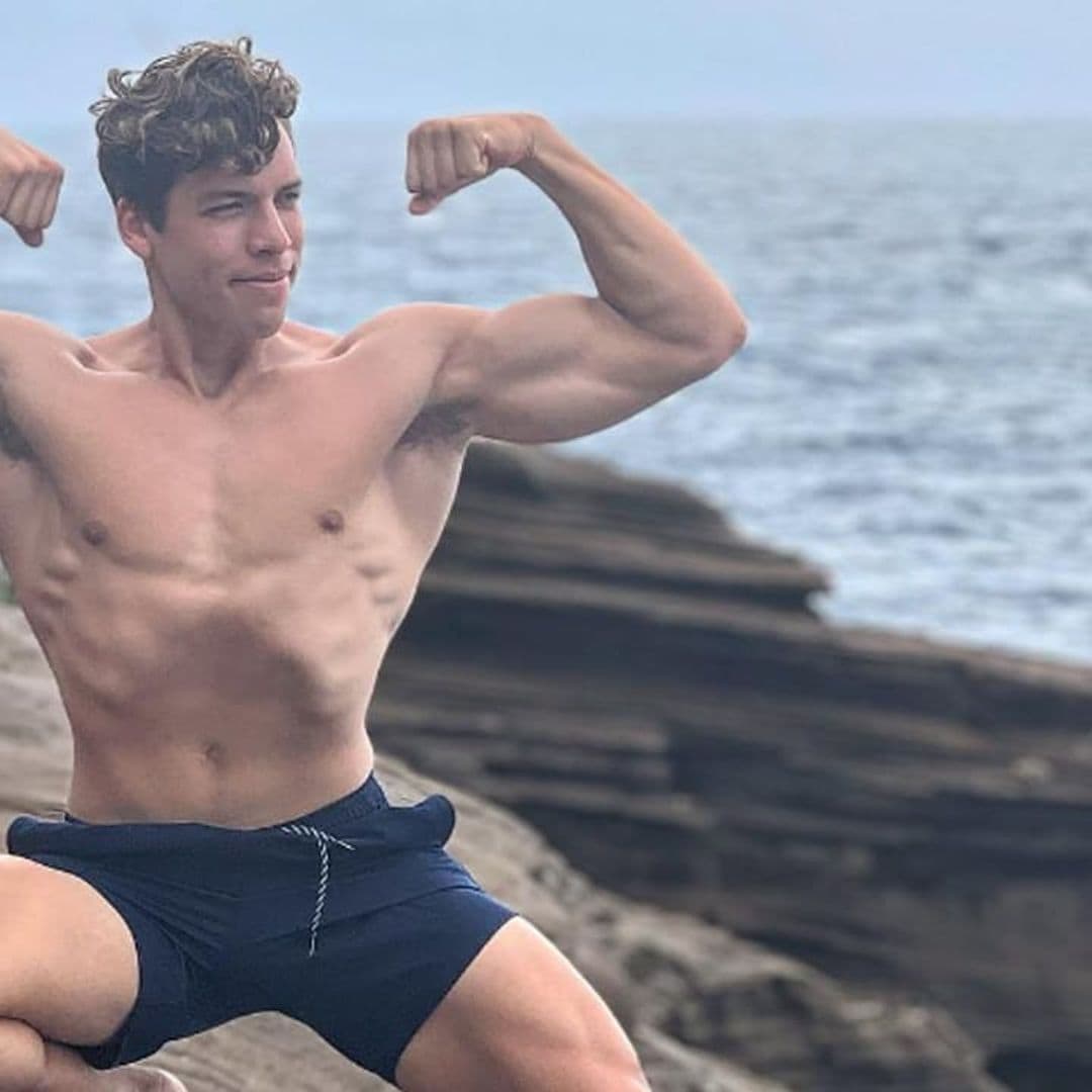 Joseph Baena shows off his bodybuilding poses in his latest Instagram post