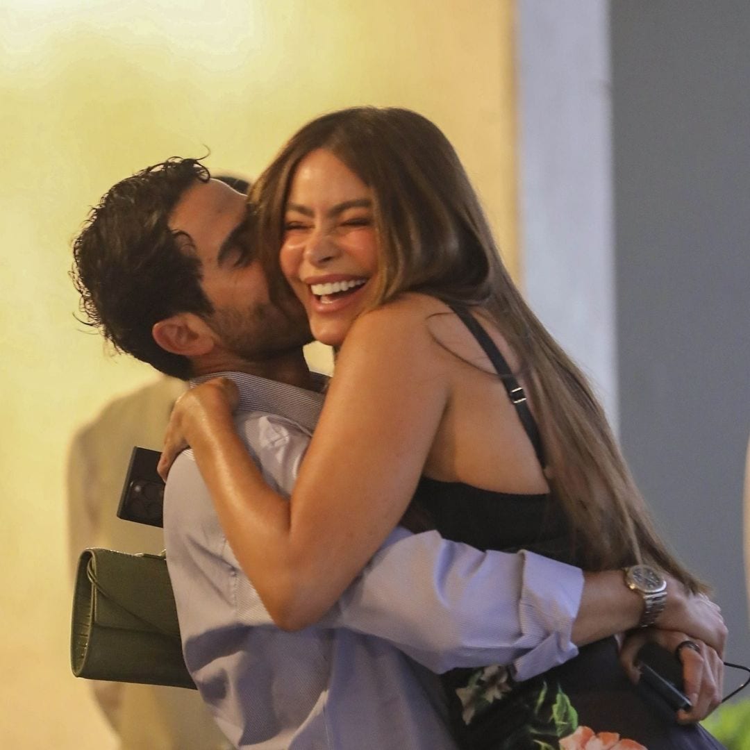 Sofia Vergara and Douglas Chabbott’s sweet moment at Oasis concert in LA: Inside their summer romance