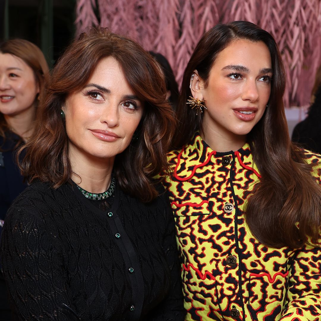 Penélope Cruz reunites with Dua Lipa at Chanel and impresses speaking fluent Italian