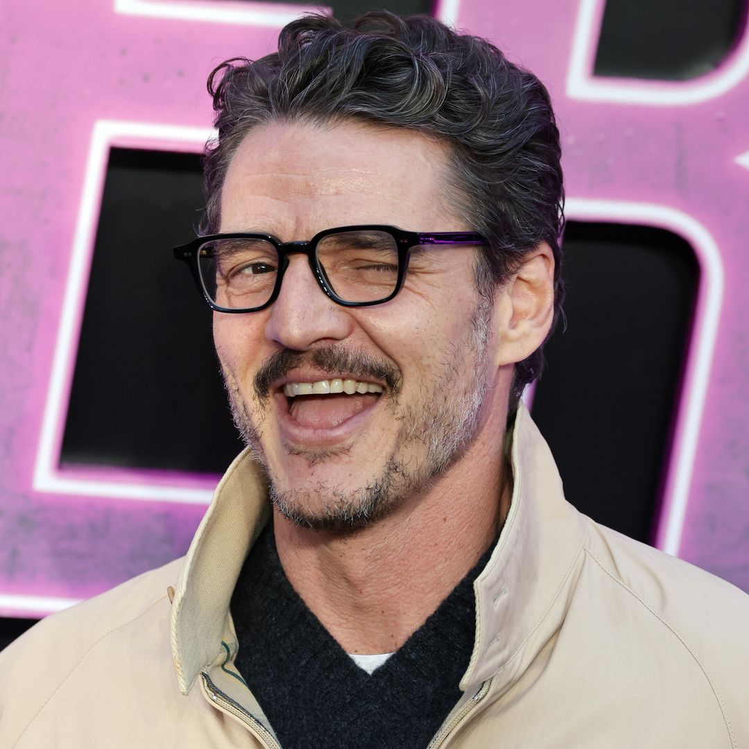 Pedro Pascal joins 'Friends' Jennifer Aniston and Courteney Cox for surprise Mallorca reunion