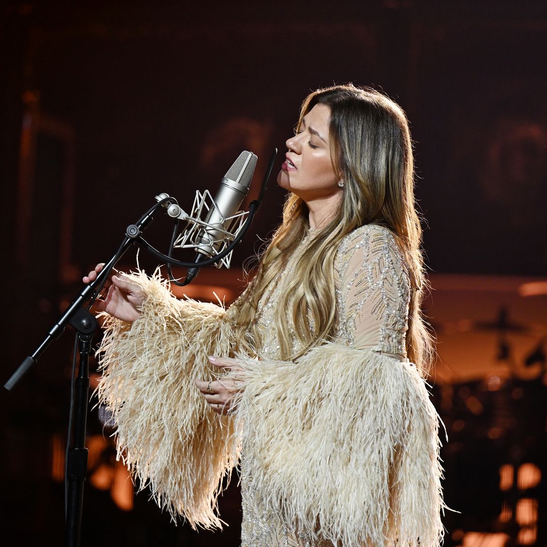 Songs Kelly Clarkson wrote about her late ex-husband, Brandon Blackstock
