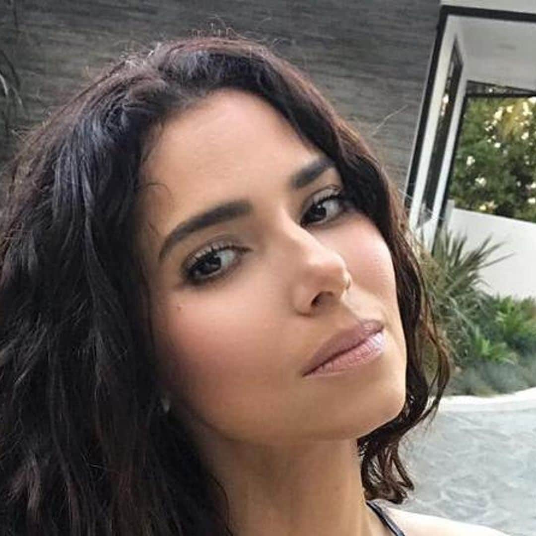The surprising reason behind Roselyn Sanchez's sexy swimsuit picture