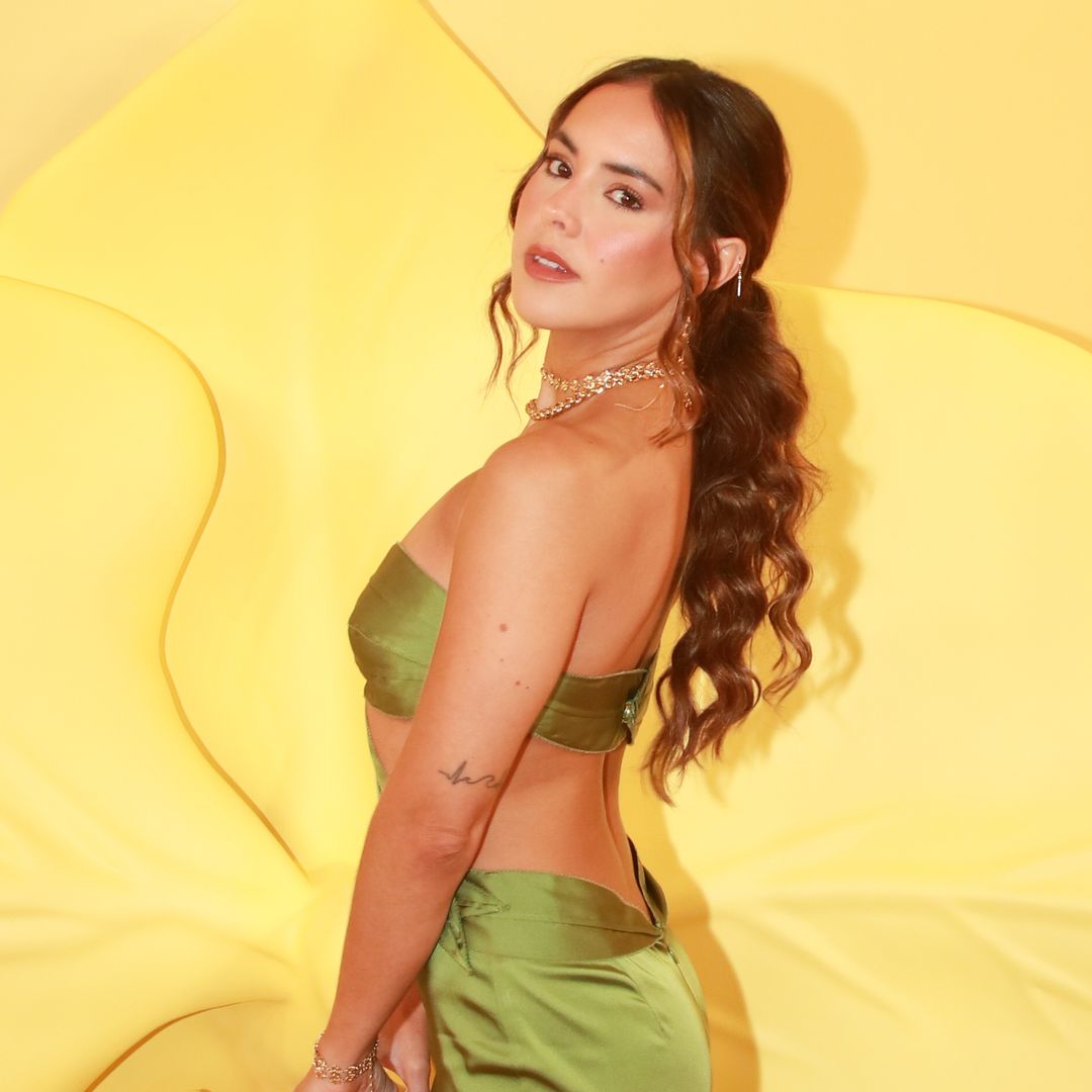 Bad Bunny's girlfriend Gabriela Berlingeri wears one of fashion's most divisive shoe trends on their latest trip together Bad Bunny's girlfriend Gabriela Berlingeri wears one of fashion's most divisive shoe trends on their latest trip together