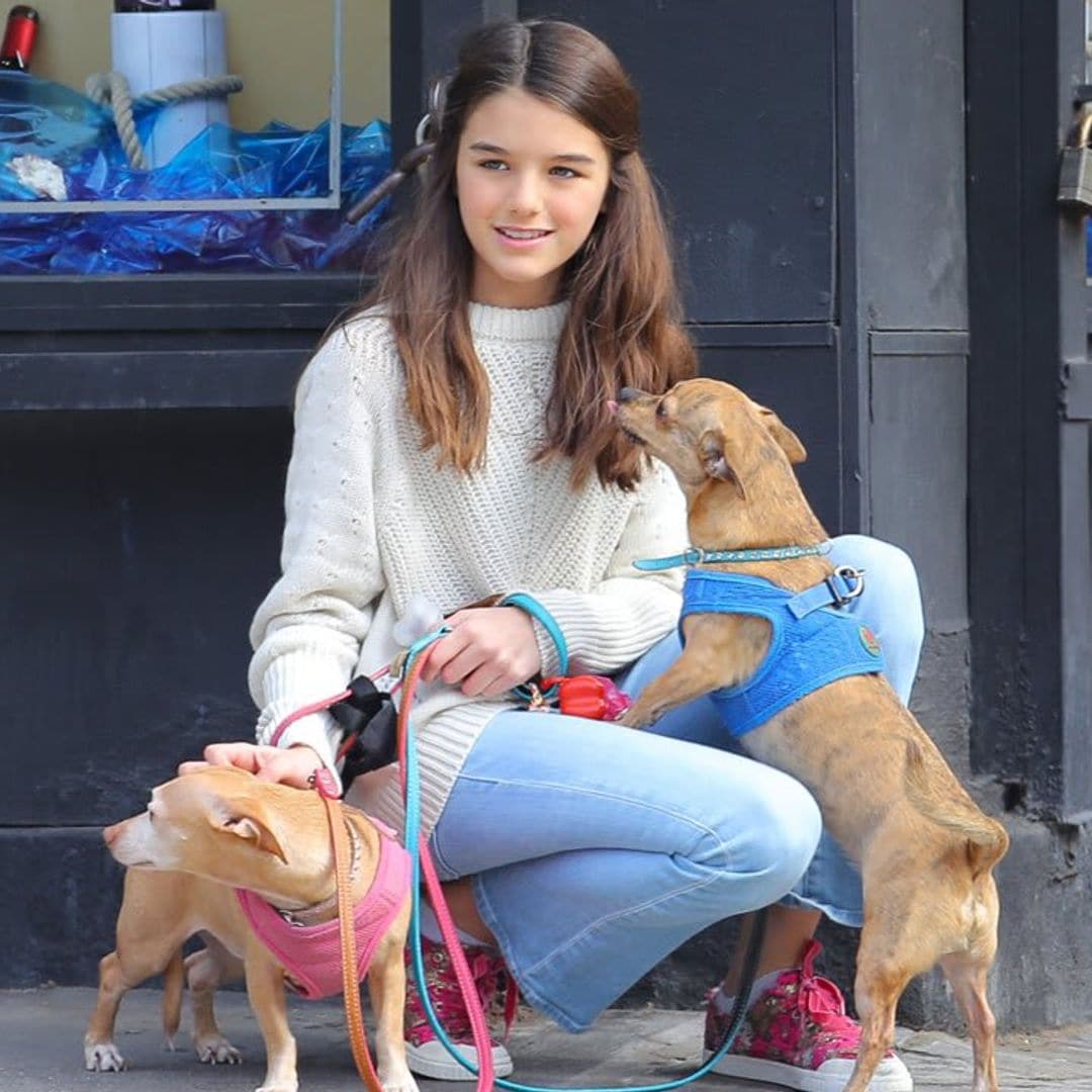Suri Cruise walks the walk in New York City