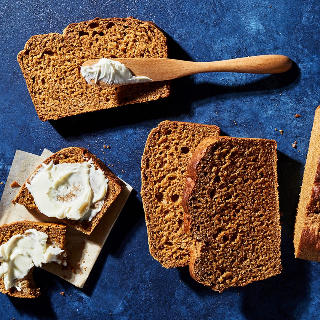 Homemade Pumpkin Spice Bread that tastes and smells like Fall