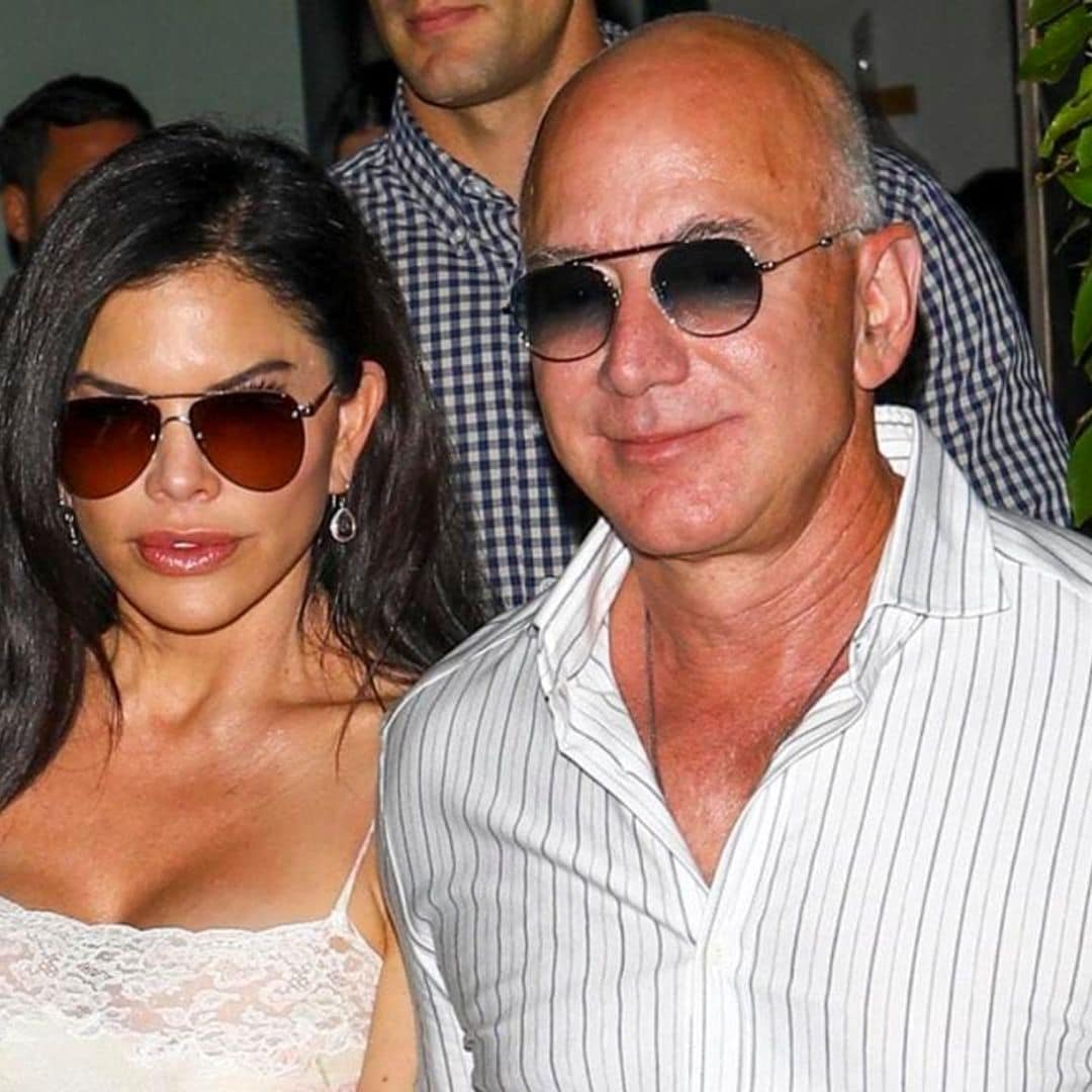 Lauren Sanchez and Jeff Bezos wear matching sunglasses for a romantic dinner