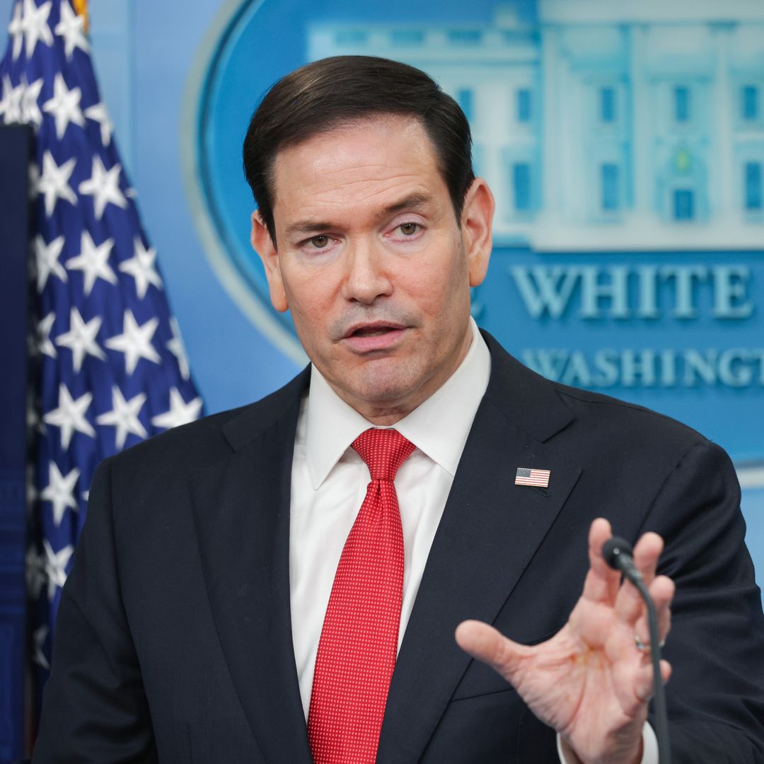 Marco Rubio quotes '90s hip-hop songs at a White House briefing after DJing at a wedding