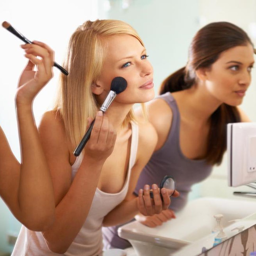 5 Tips for keeping your beauty products as clean as your hands