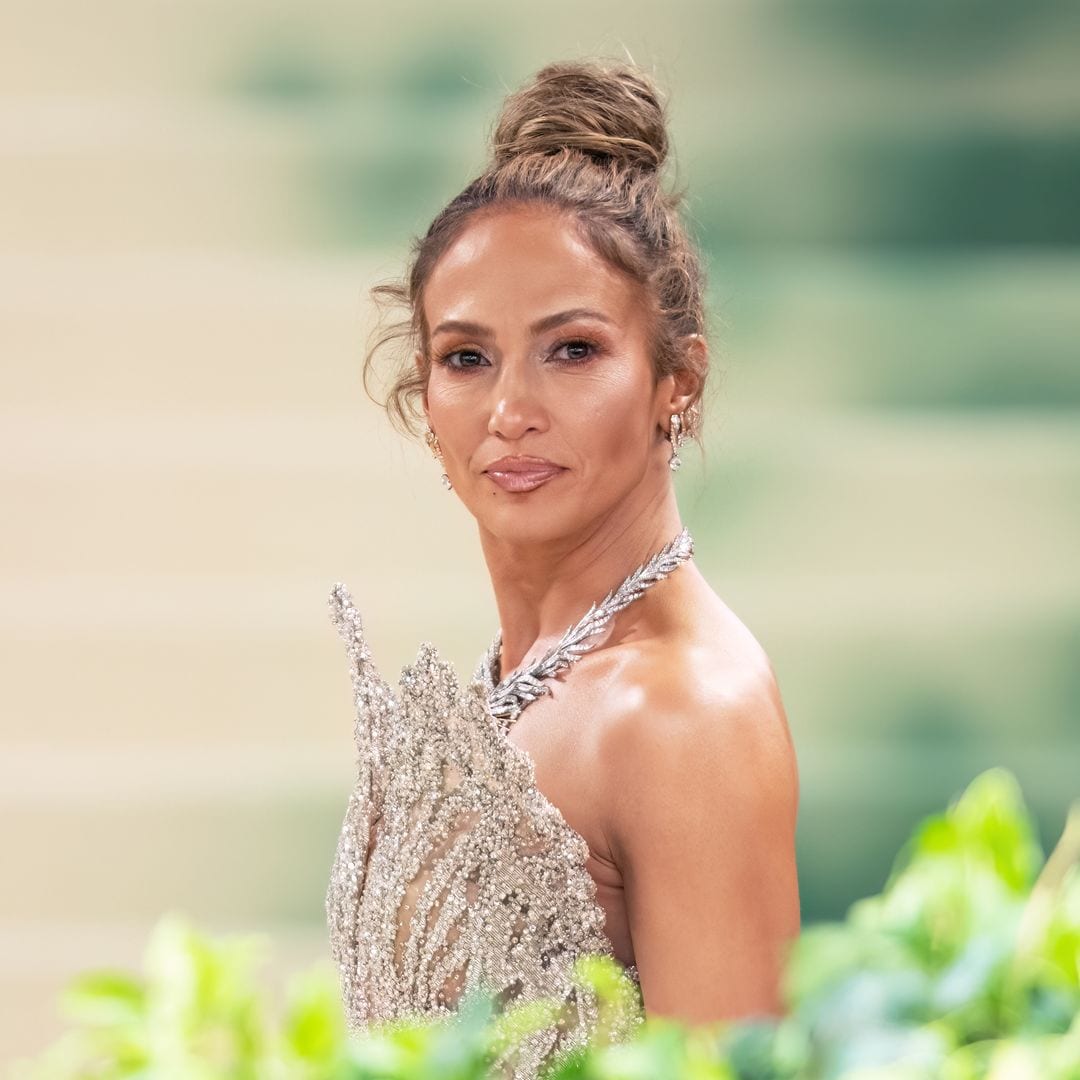 Jennifer Lopez got an unexpected Christmas gift from Ben Affleck amid divorce