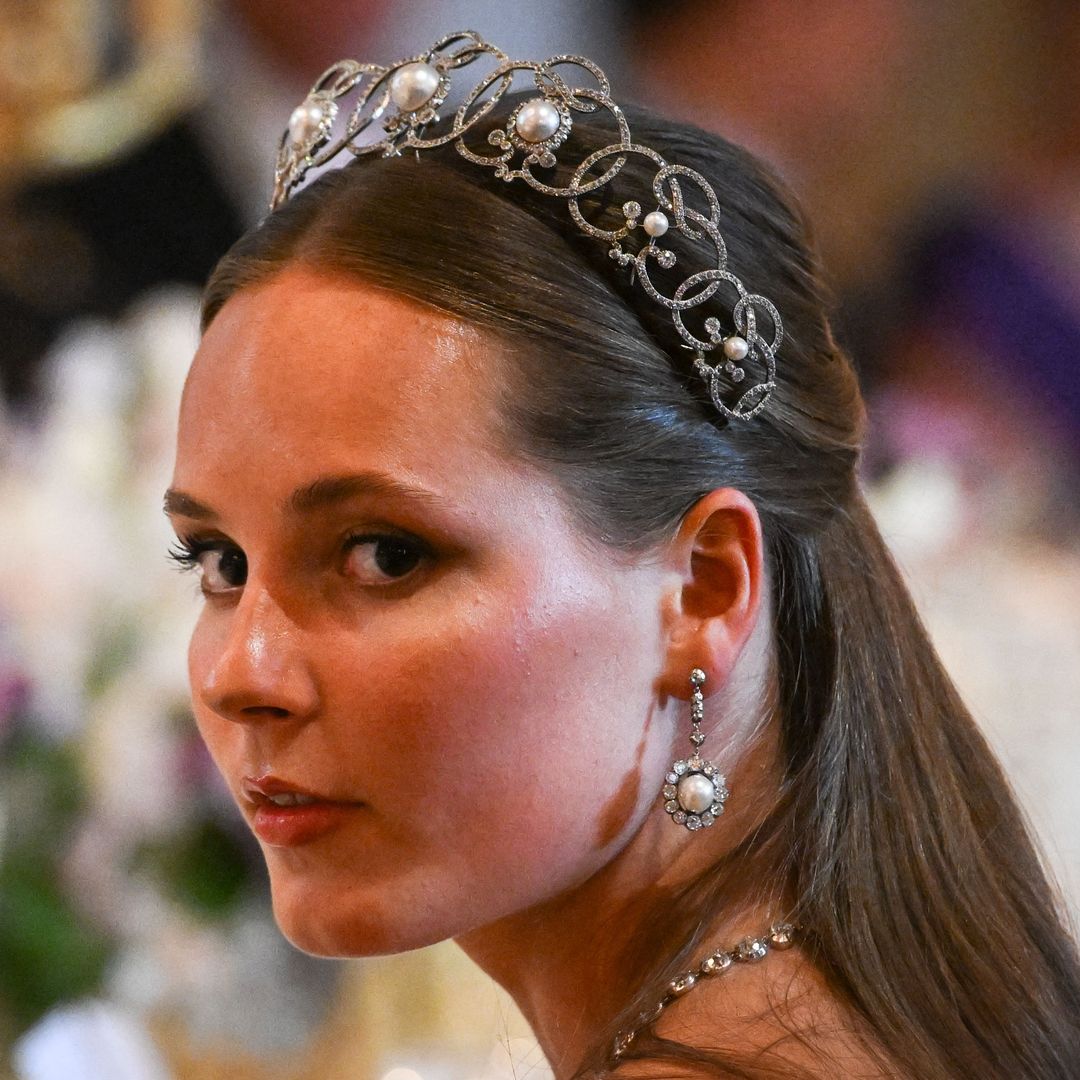 Princess Ingrid Alexandra of Norway sparkles in tiara at Royal Palace with a president and first lady