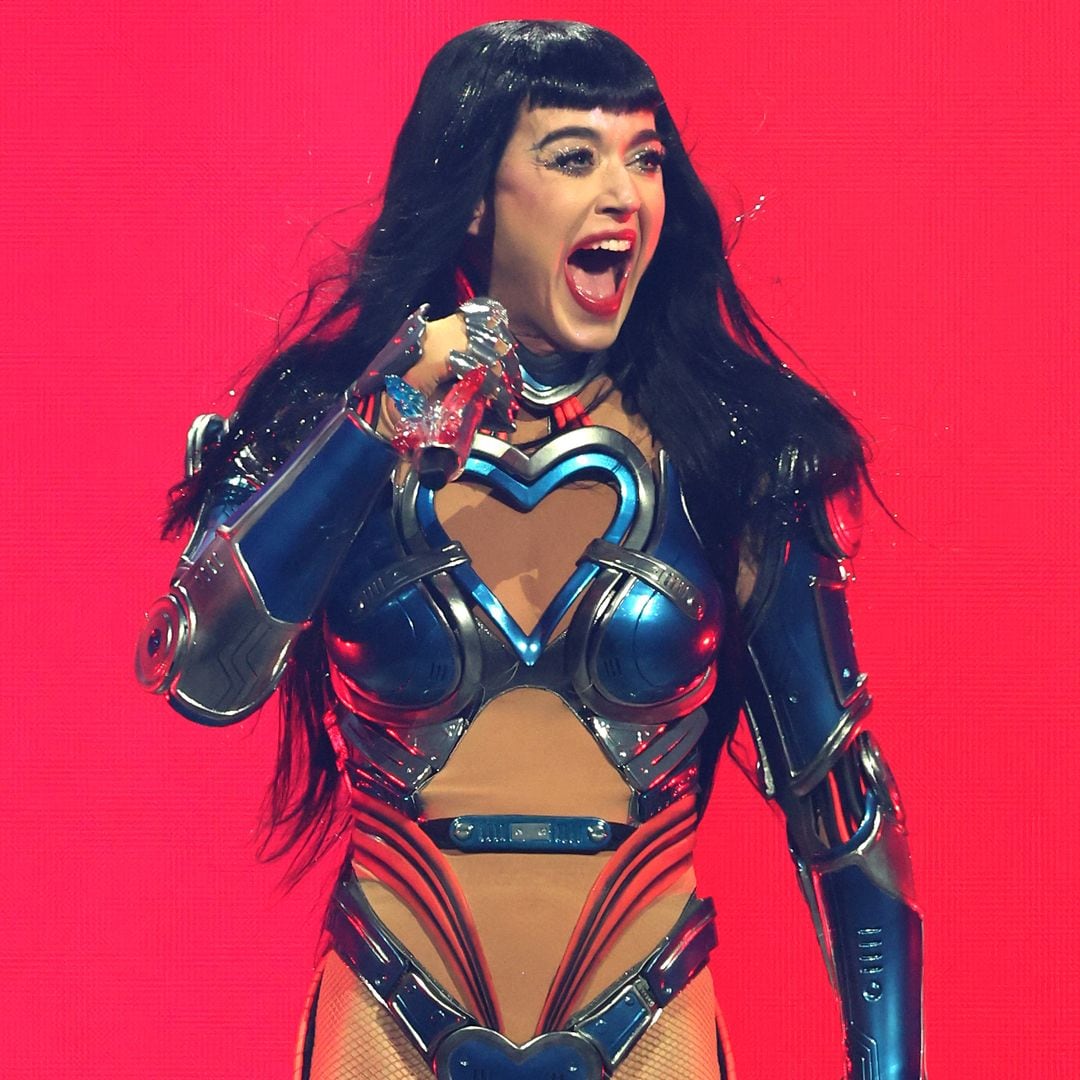 Katy Perry's reaction after one of her concert attendees said she was from Mexico: 'No, no no, no!' [VIDEO]