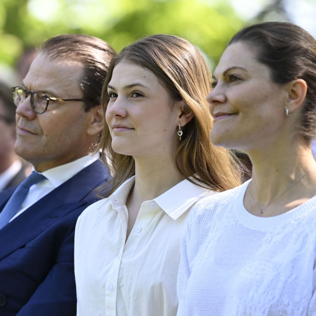 Sweden's Princess Estelle, 13, makes appearance at sculpture park with her mom and dad