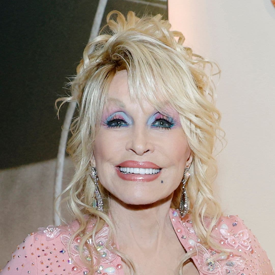 Dolly Parton’s sister urges fans to pray for the singer amid health challenges and procedures