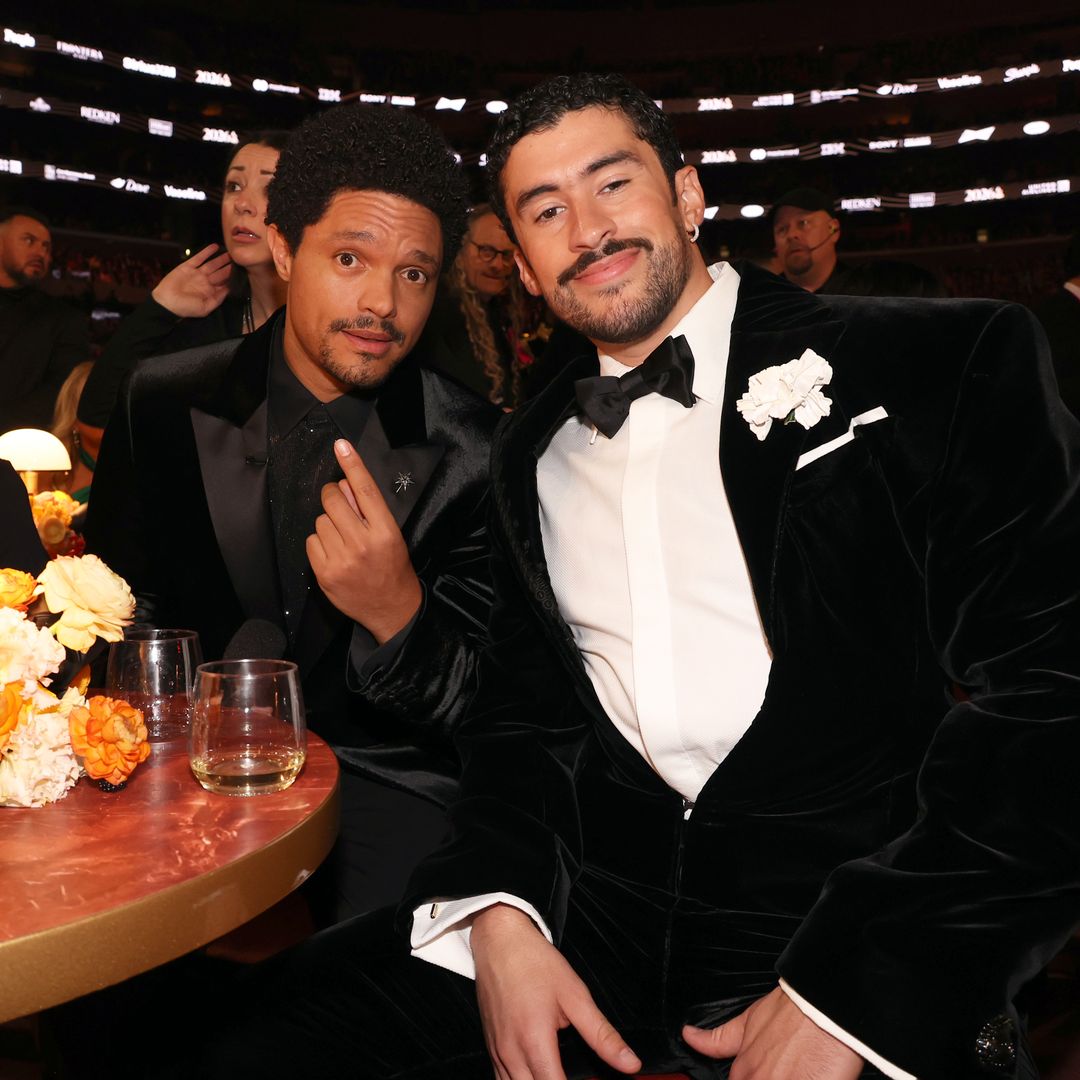 Trevor Noah surprises Bad Bunny by singing one of his songs in Spanish with a live band [VIDEO]