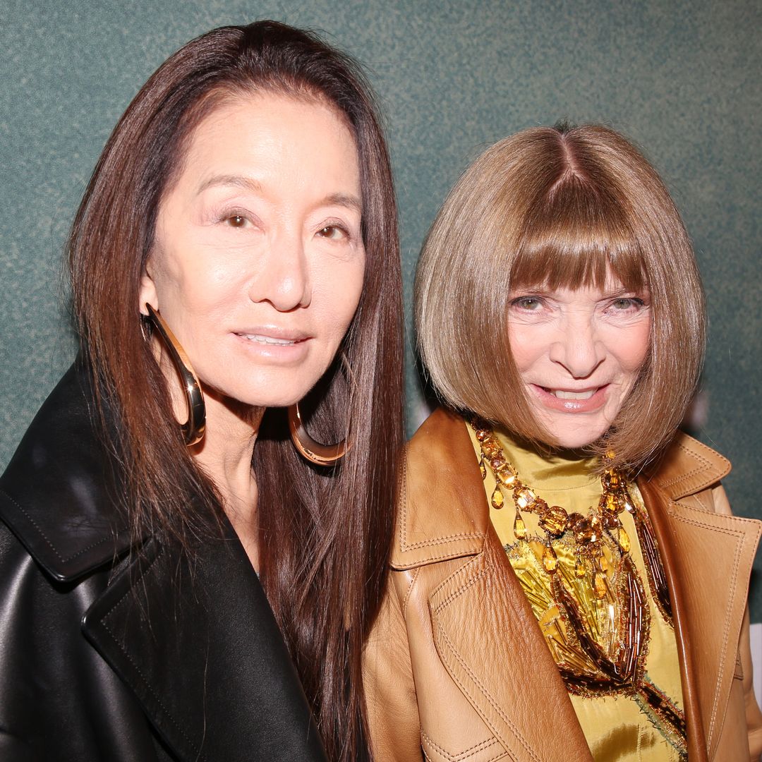 Vera Wang jokes she’s “not Anna Wintour” while removing sunglasses on red carpet
