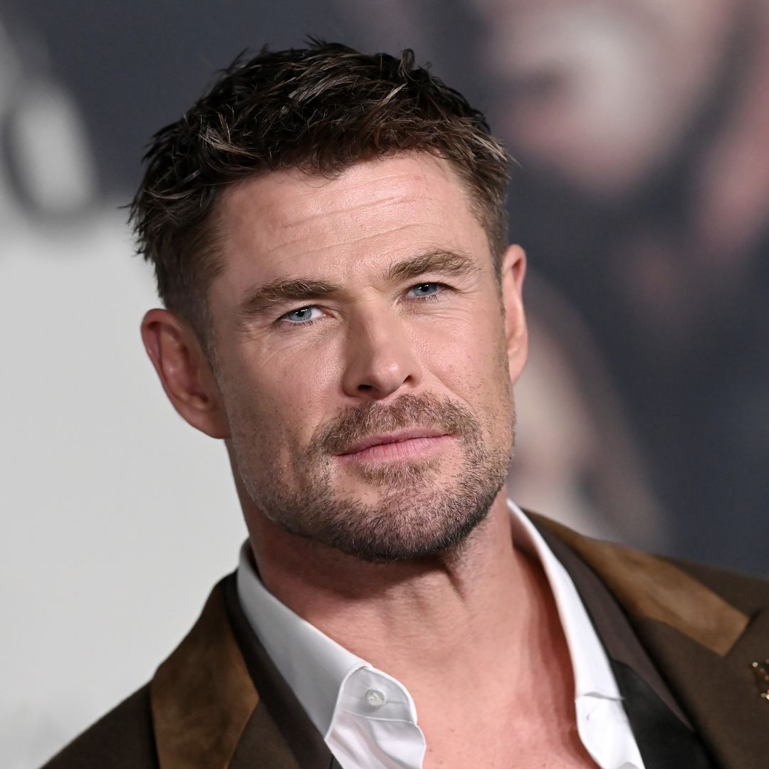 Chris Hemsworth’s daughter India, 14, corrects her dad before an impressive win