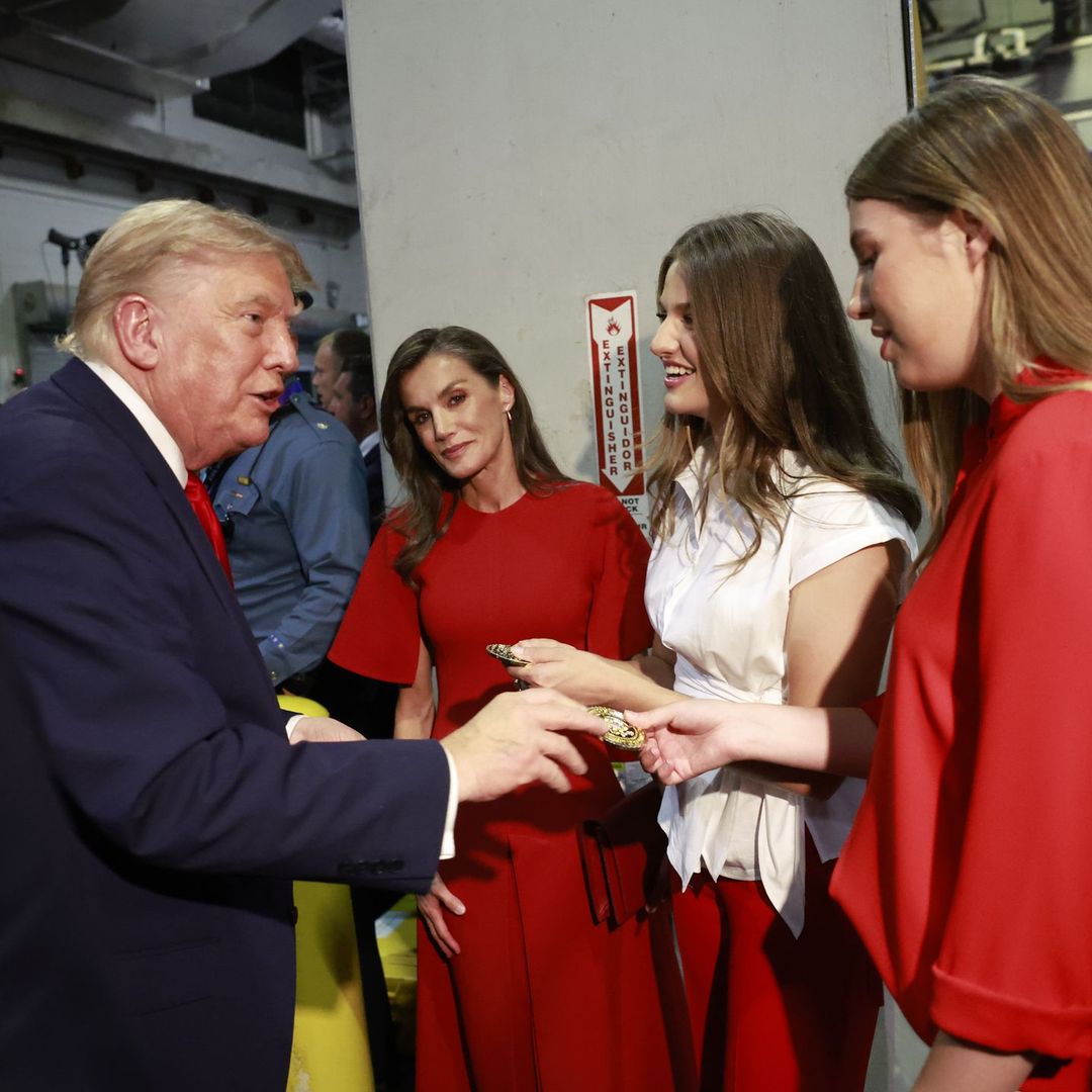 Donald and Melania Trump's private meeting with King Felipe and Queen Letizia after Spain's World Cup victory [Photos]