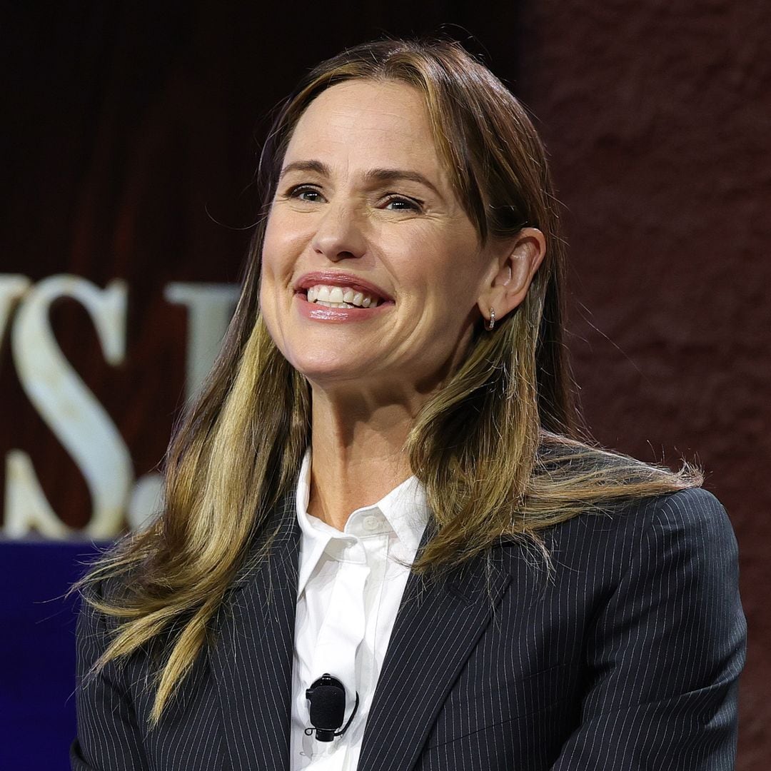 Jennifer Garner goes full Disney adult and fan girls over someone special