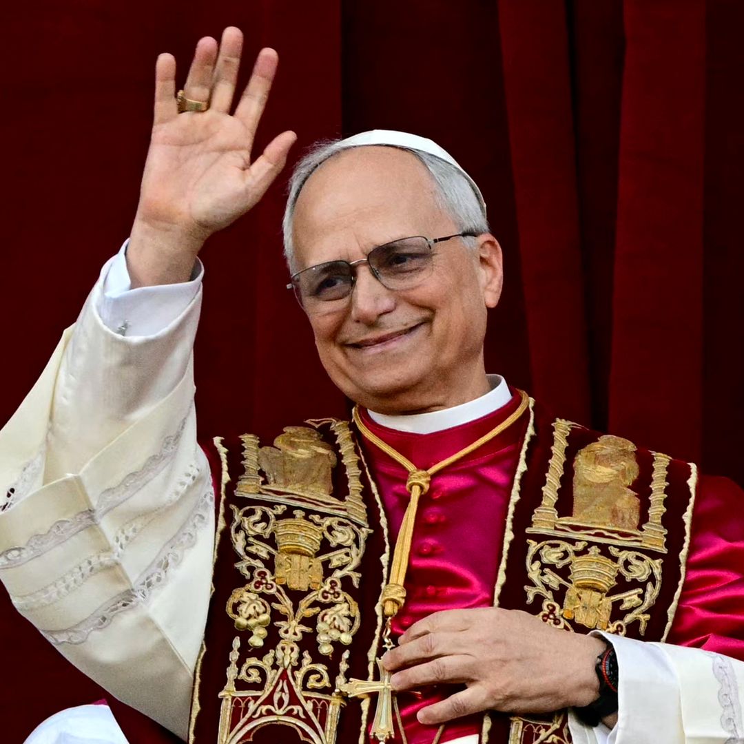 Royal shares photo with new pope