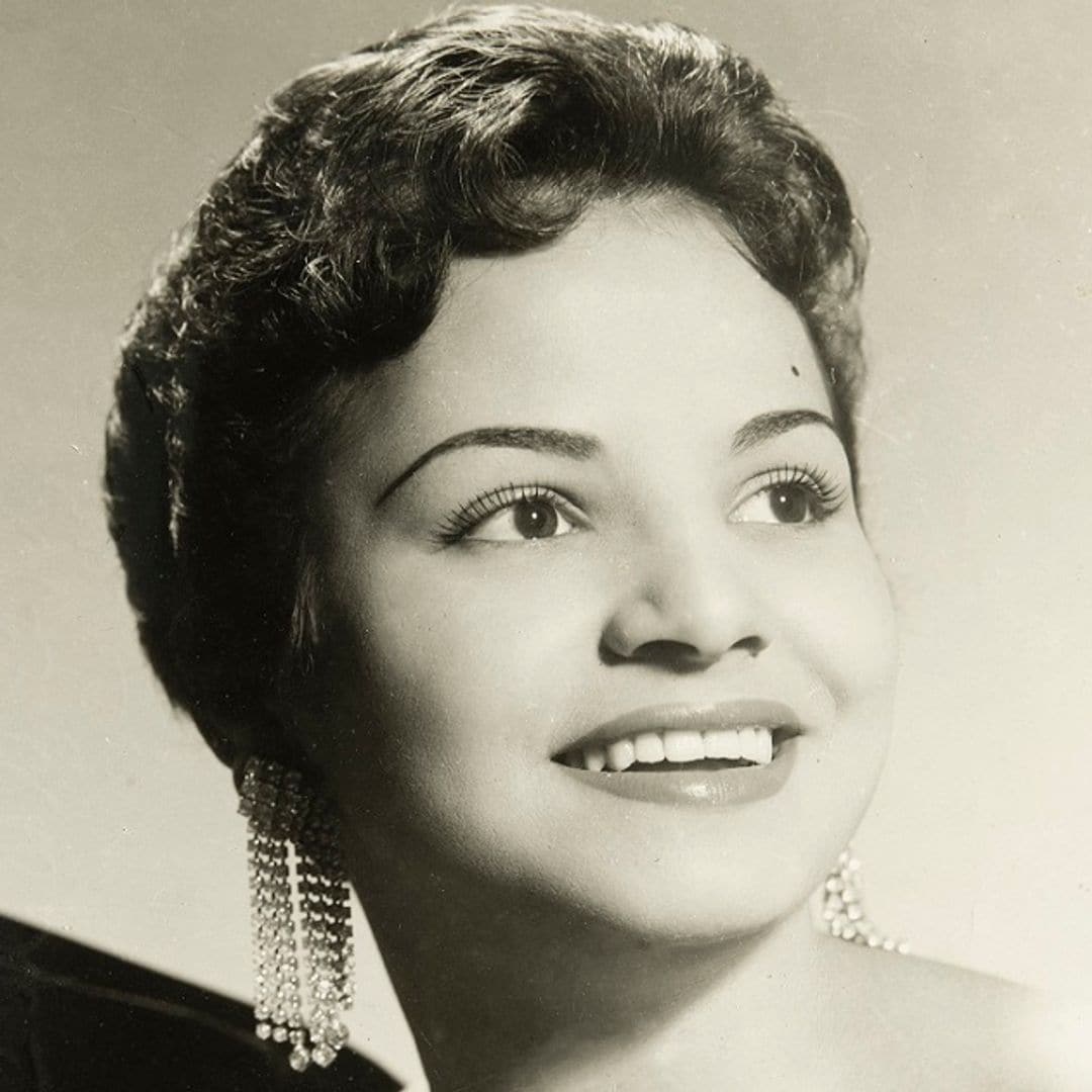 Blanca Rosa Gil, Latina Powerhouse