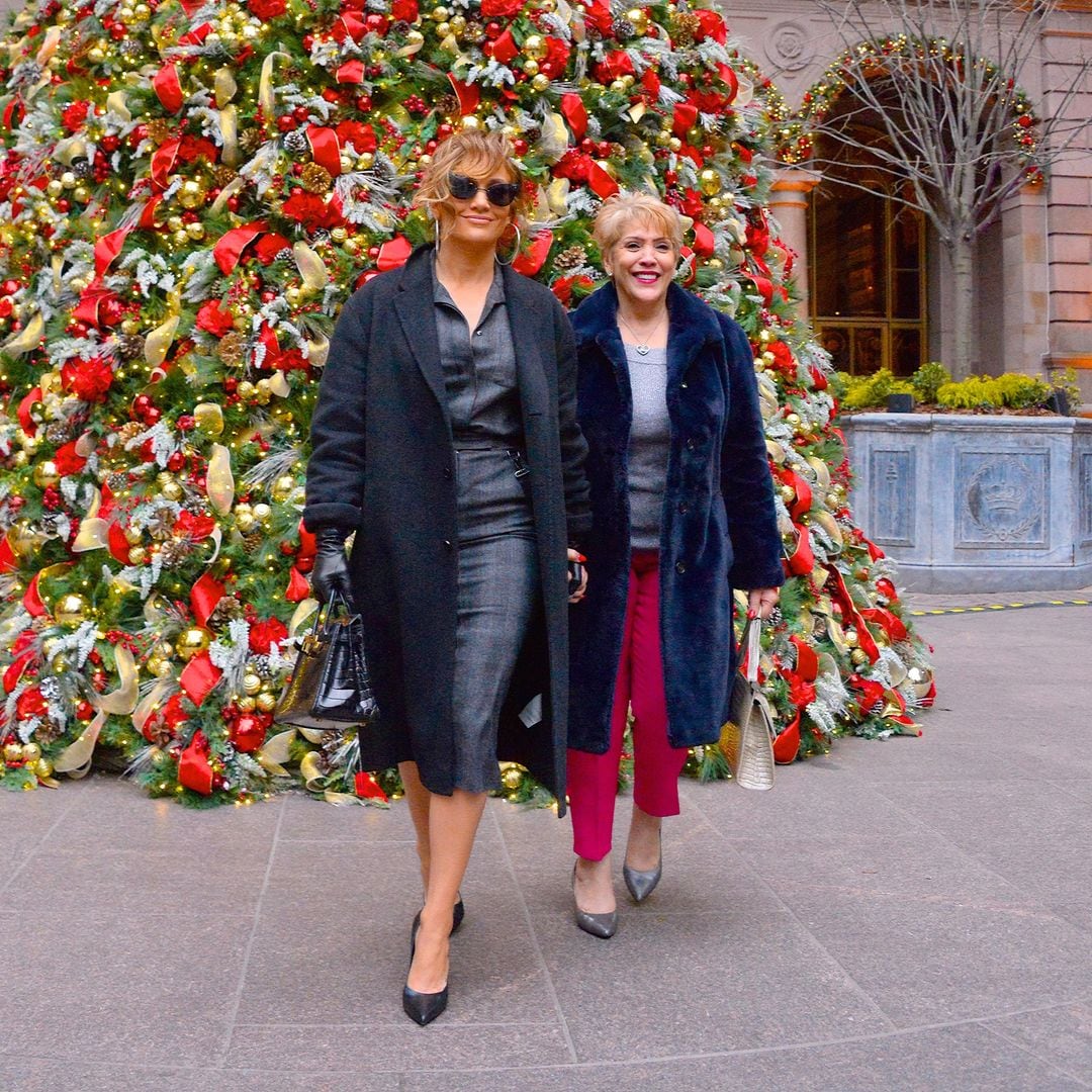 Jennifer Lopez’s mom steals the spotlight at her Las Vegas residency rehearsals